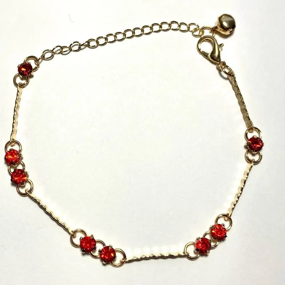 Bracelet/anklet with little tinkler